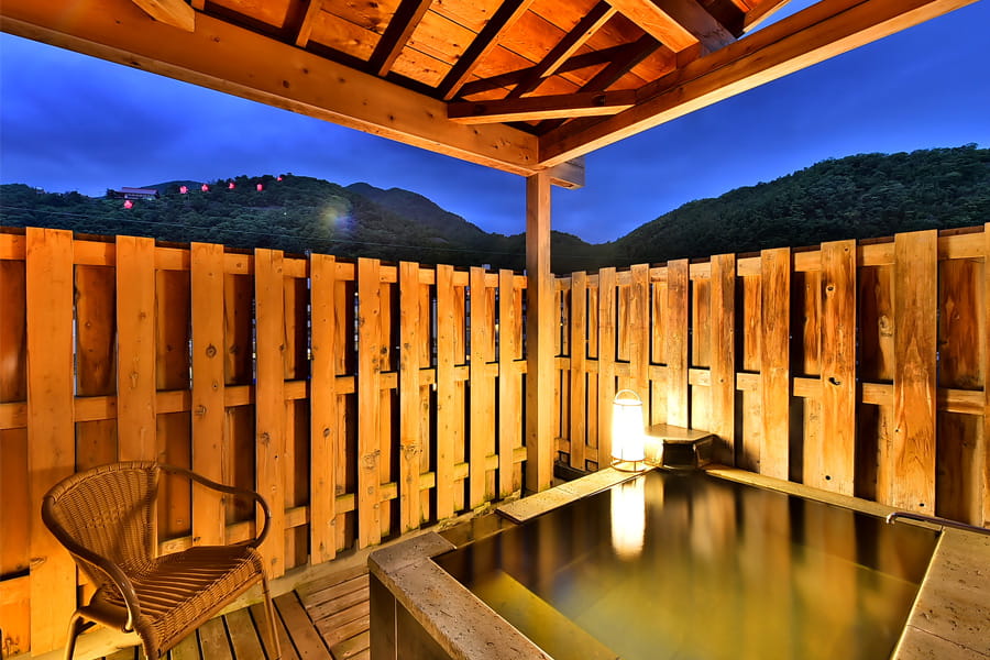 ヒノキ風呂が新しくなりました